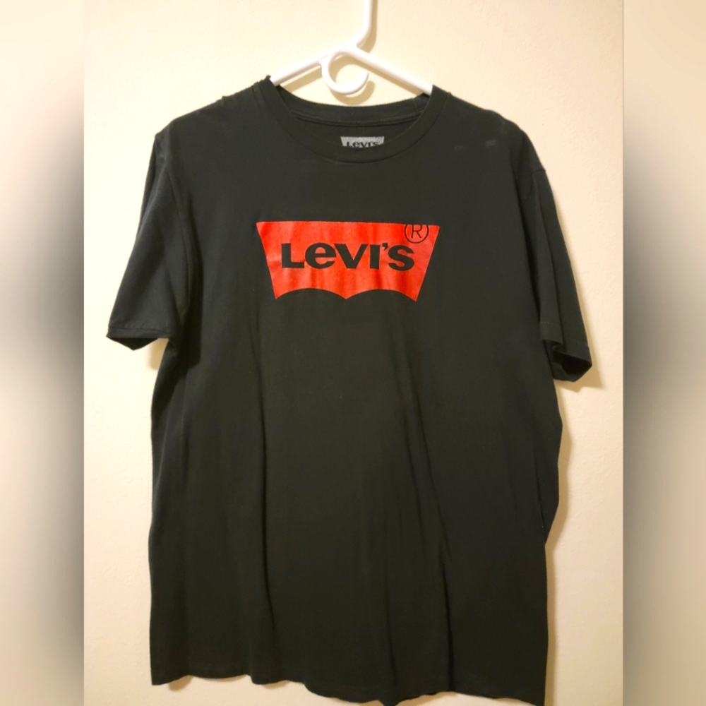 Men's Levi's Tee
